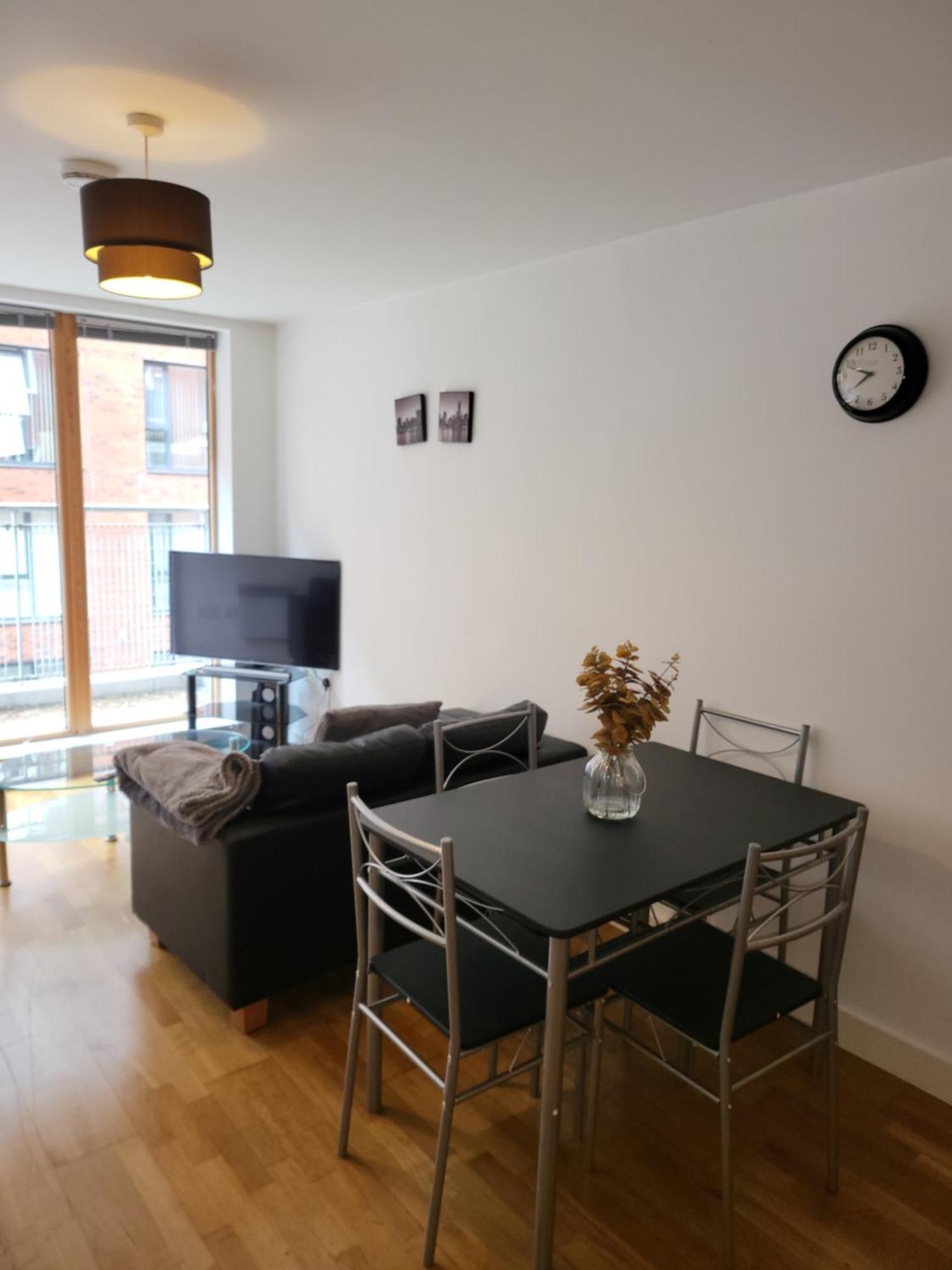 Awesome 1 Bedroom Apartment Manchester Exterior photo